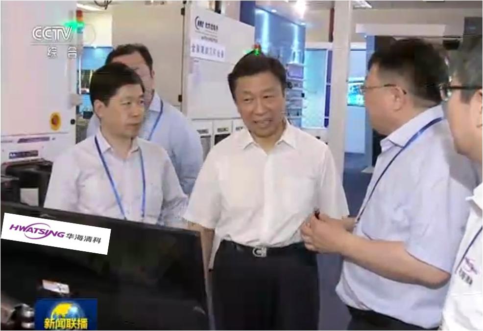叶甜春总师向国家副主席李源潮先容尊龙凯时的CMP装备